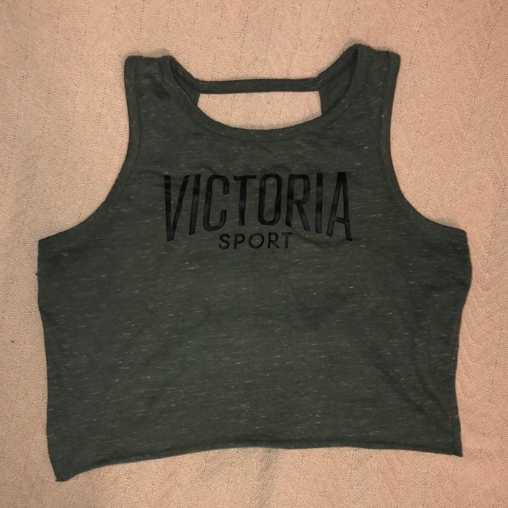 Victoria sport workout top